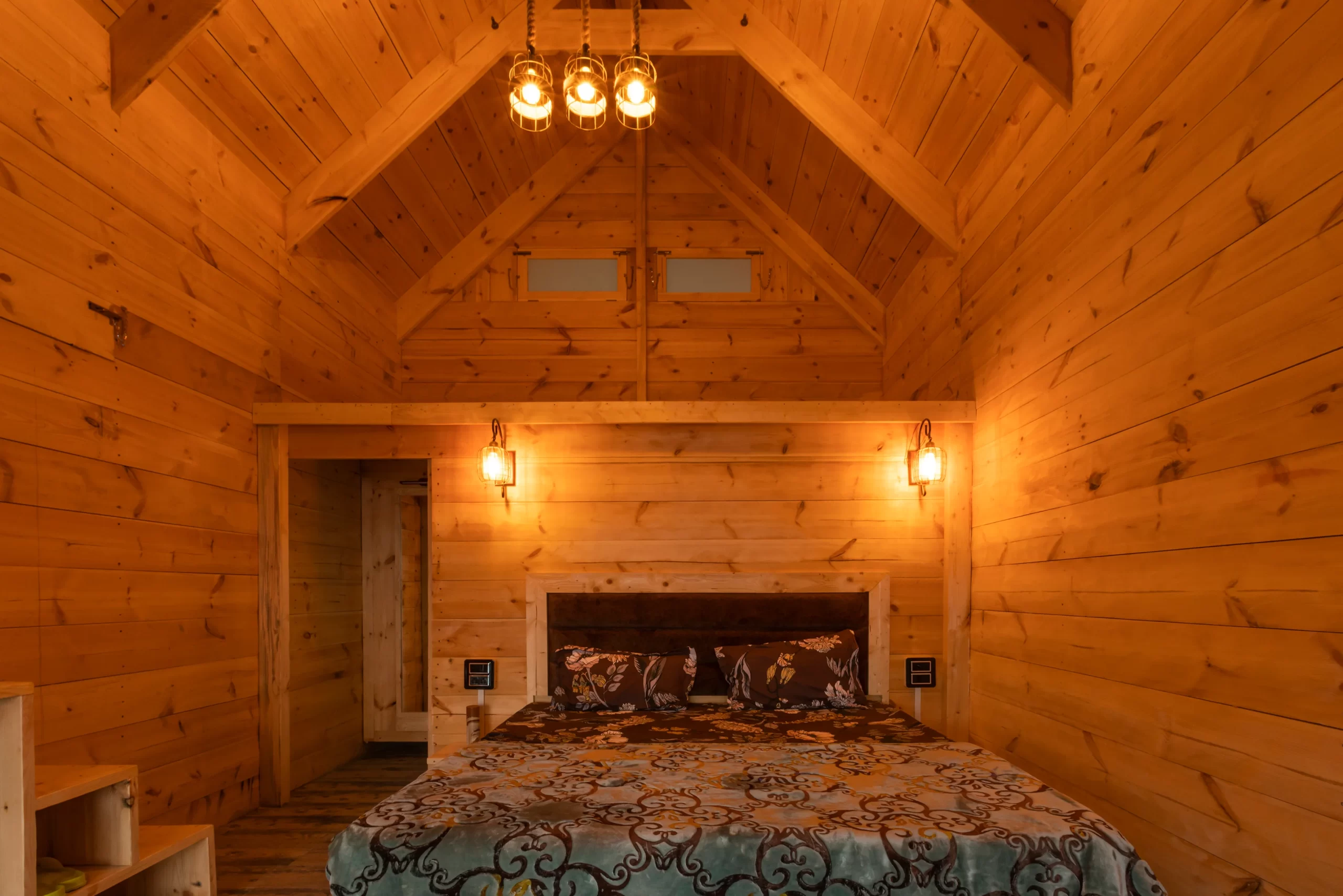 Wolf and woolf cottages in khajjiar himachal1